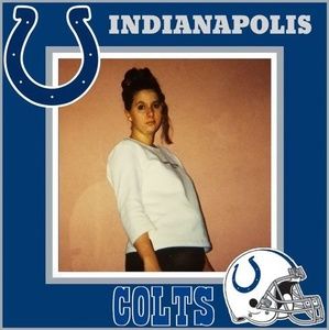 Meet your Posher, Mona